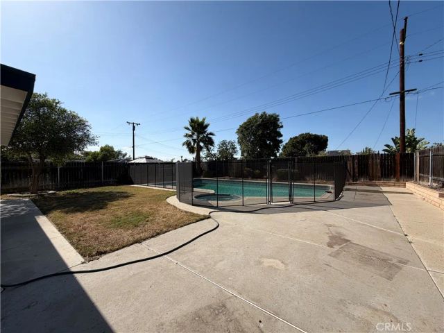 385 Burr Street, Corona, CA 92882