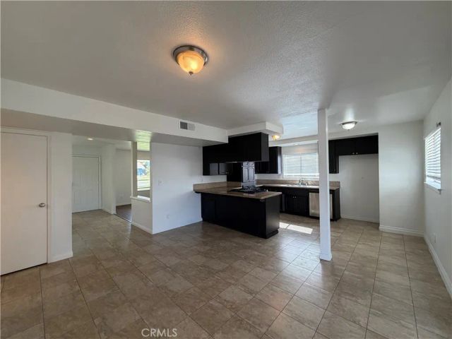 385 Burr Street, Corona, CA 92882