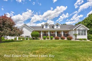 2530 N River Road, Saginaw, MI 48609