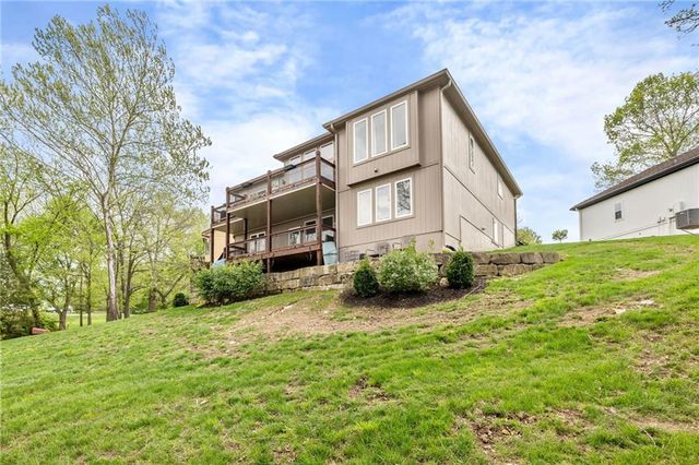 124 Teton Ridge, Lake Winnebago, MO 64034