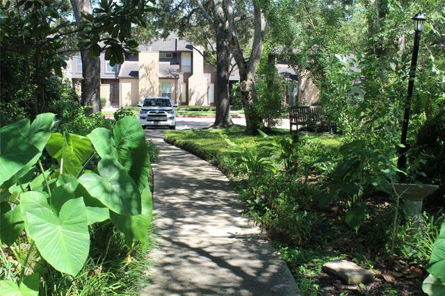 16508 Space Center Boulevard, Houston, TX 77058