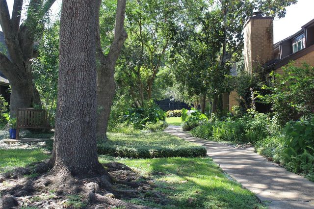 16508 Space Center Boulevard, Houston, TX 77058