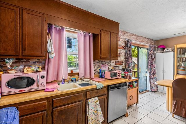 3505 Maxton Trail, Winston-salem, NC 27107