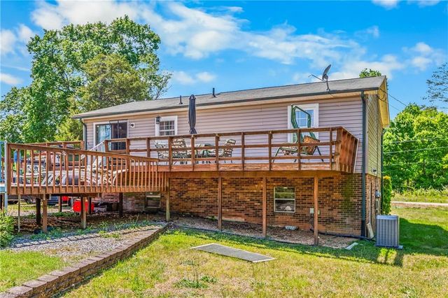 3505 Maxton Trail, Winston-salem, NC 27107