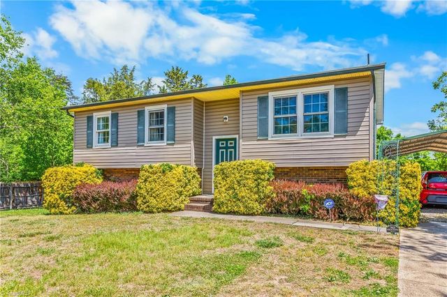 3505 Maxton Trail, Winston-salem, NC 27107