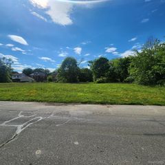 5040 Fernwood Street, Detroit, MI 48204