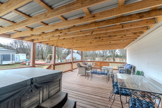 6683 Plainview Rd, Christiana, TN 37037