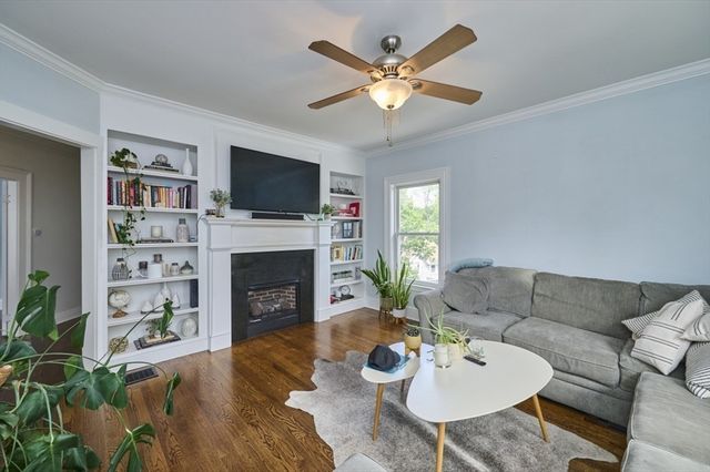 349 Linwood Ave 2, Newton, MA 02460