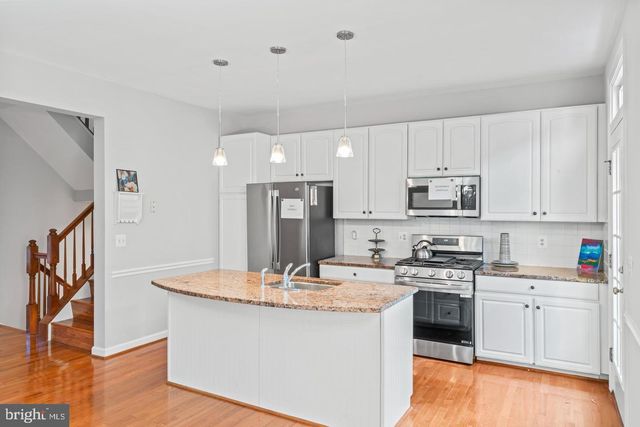 19893 UPLAND TER, Ashburn, VA 20147