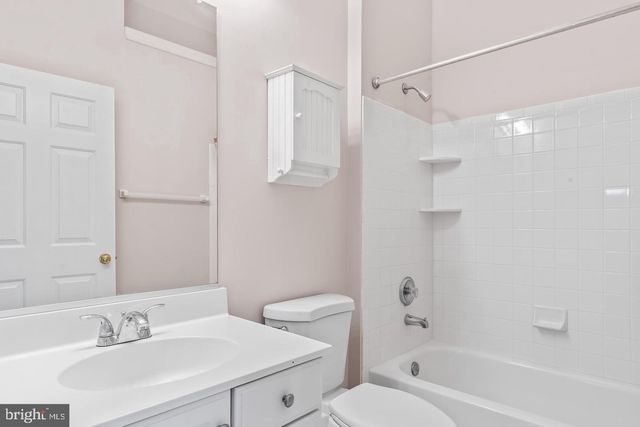 19893 UPLAND TER, Ashburn, VA 20147