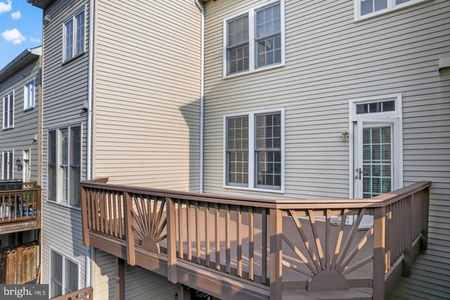 19893 UPLAND TER, Ashburn, VA 20147