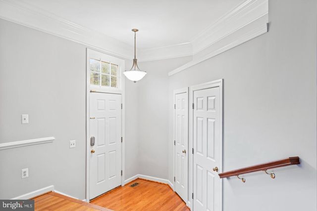 19893 UPLAND TER, Ashburn, VA 20147