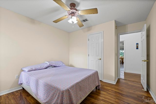 6016 Arnies Way, Milton, FL 32570