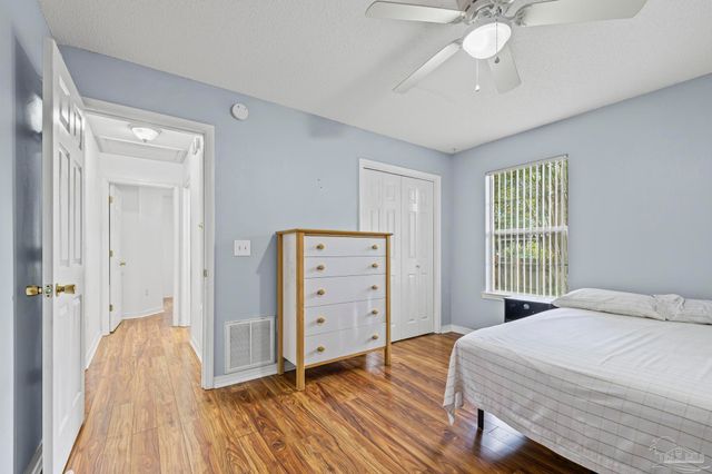 6016 Arnies Way, Milton, FL 32570