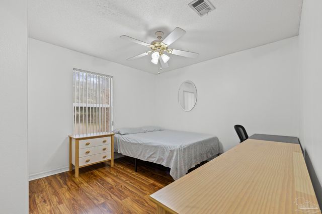 6016 Arnies Way, Milton, FL 32570