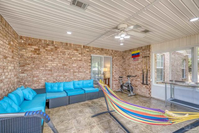 6016 Arnies Way, Milton, FL 32570