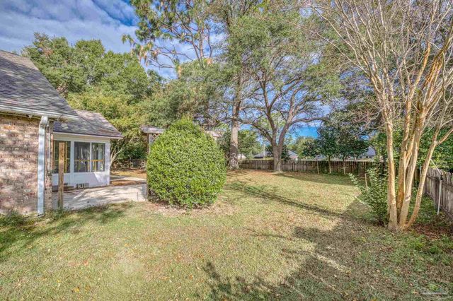 6016 Arnies Way, Milton, FL 32570