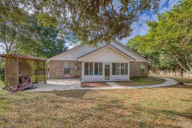 6016 Arnies Way, Milton, FL 32570