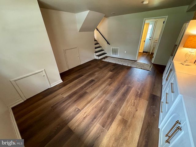 1005 SEDWICK DR, Wilmington, DE 19803