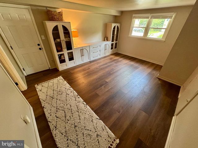 1005 SEDWICK DR, Wilmington, DE 19803