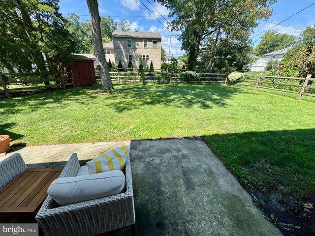 1005 SEDWICK DR, Wilmington, DE 19803