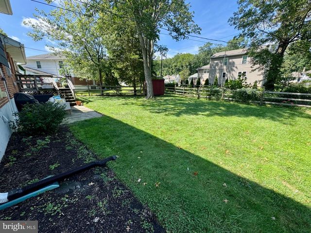 1005 SEDWICK DR, Wilmington, DE 19803