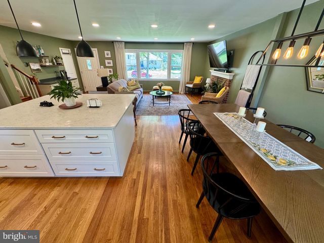 1005 SEDWICK DR, Wilmington, DE 19803