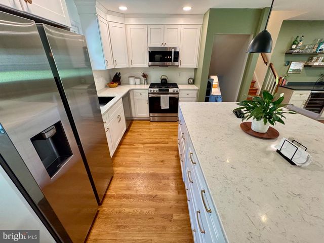 1005 SEDWICK DR, Wilmington, DE 19803