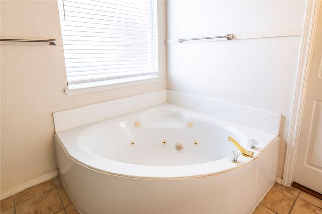 3913 Rushden Court, Plano, TX 75025