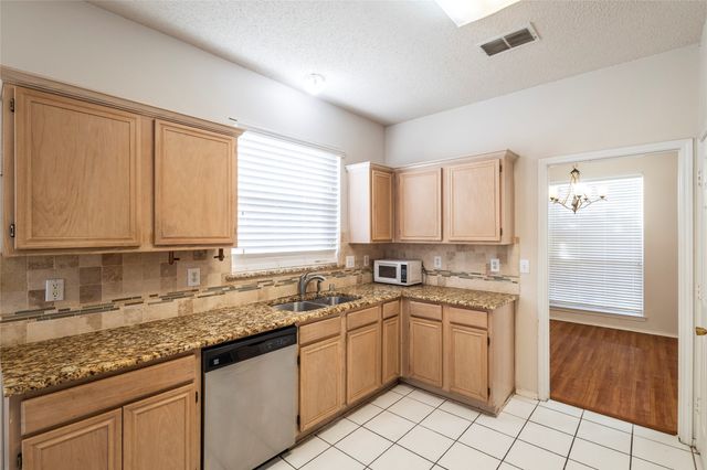 3913 Rushden Court, Plano, TX 75025