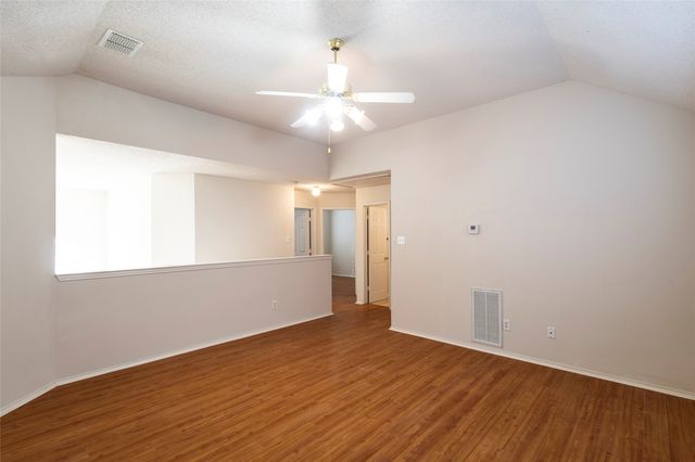 3913 Rushden Court, Plano, TX 75025