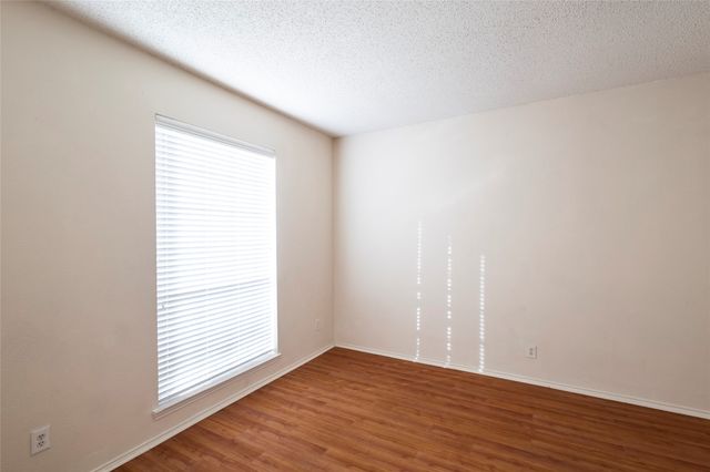 3913 Rushden Court, Plano, TX 75025