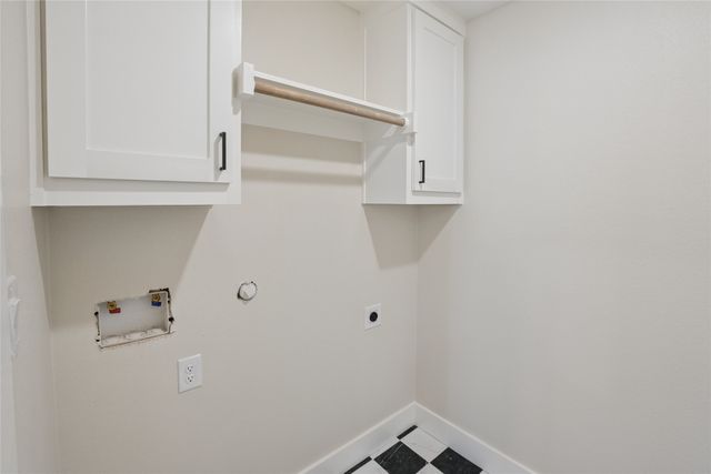627 S Willomet Avenue, Dallas, TX 75208