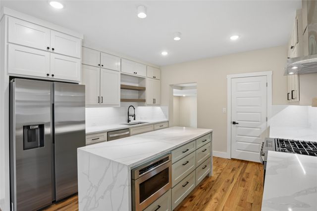 627 S Willomet Avenue, Dallas, TX 75208