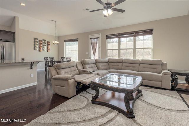 5085 Savannah Parkway, Southaven, MS 38672