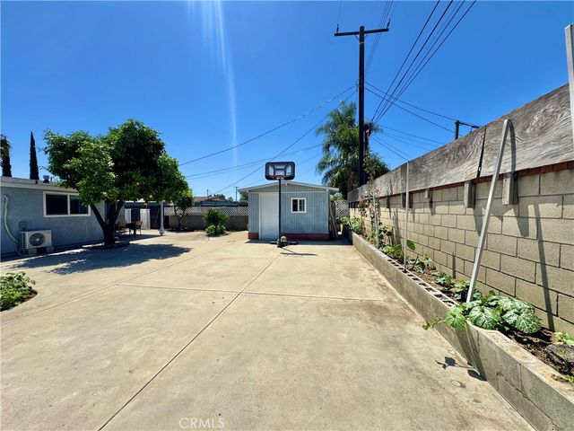 437 N Begonia, Ontario, CA 91762