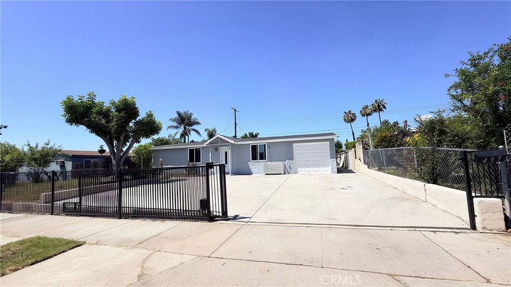 Image 2 of property listing at 437 N Begonia, Ontario, CA 91762