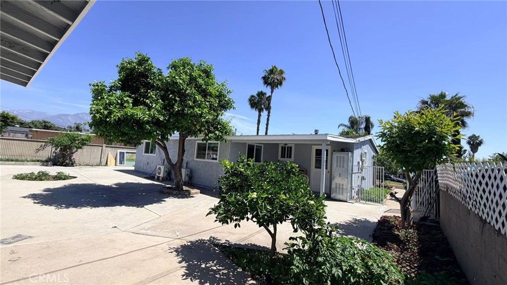 Image 23 of property listing at 437 N Begonia, Ontario, CA 91762