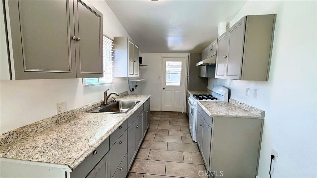 Image 6 of property listing at 437 N Begonia, Ontario, CA 91762