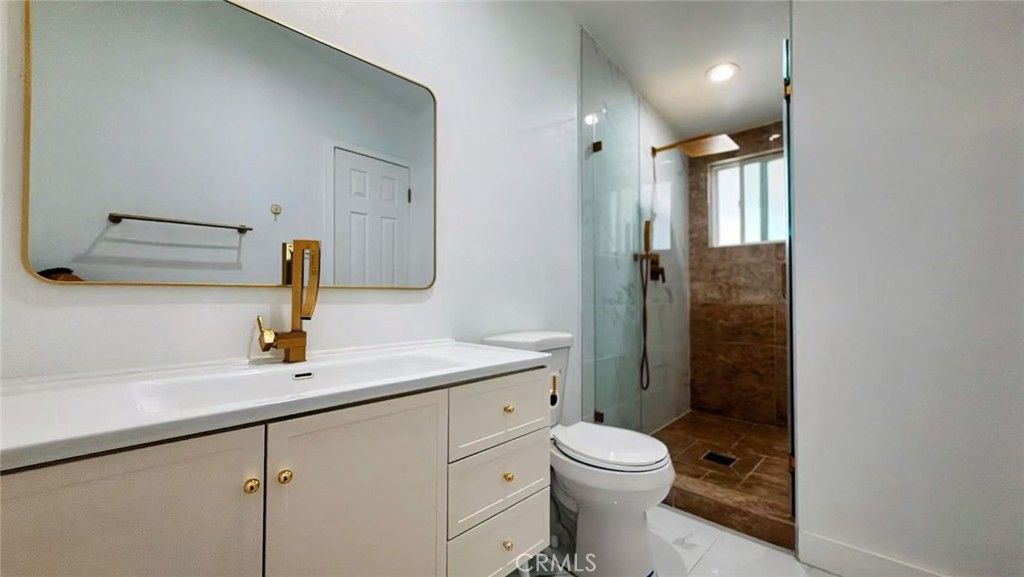 Image 9 of property listing at 437 N Begonia, Ontario, CA 91762