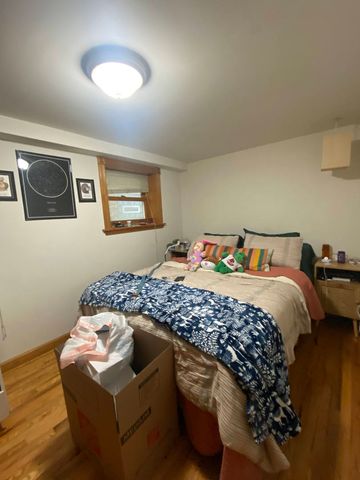 3638 N Keeler Avenue, Chicago, IL 60641