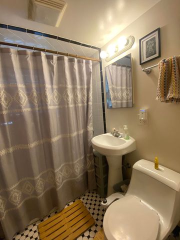3638 N Keeler Avenue, Chicago, IL 60641