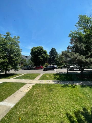 3638 N Keeler Avenue, Chicago, IL 60641