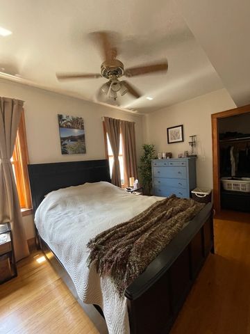 3638 N Keeler Avenue, Chicago, IL 60641
