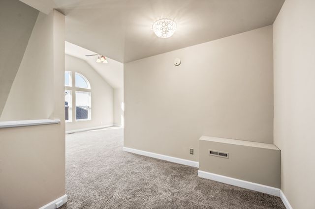 937 Russell St Apt 10, Nashville, TN 37206