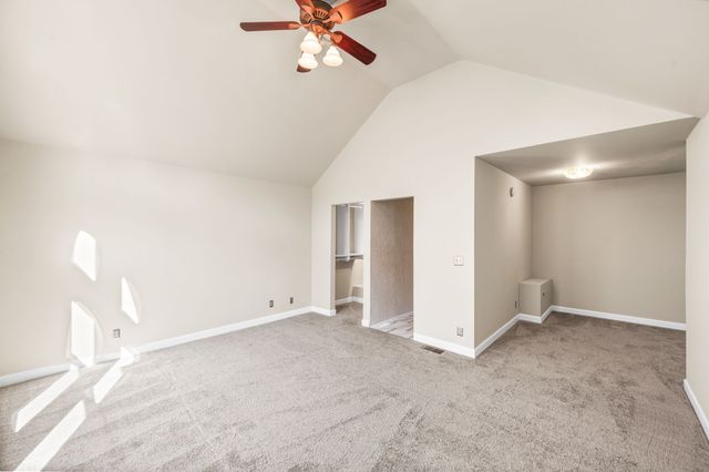 937 Russell St Apt 10, Nashville, TN 37206