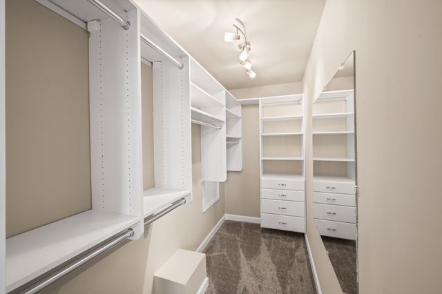 937 Russell St Apt 10, Nashville, TN 37206