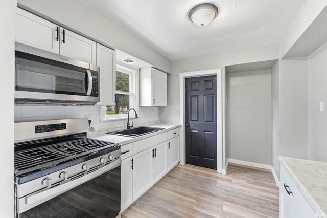 3210 Central Drive, Fort Wayne, IN 46806