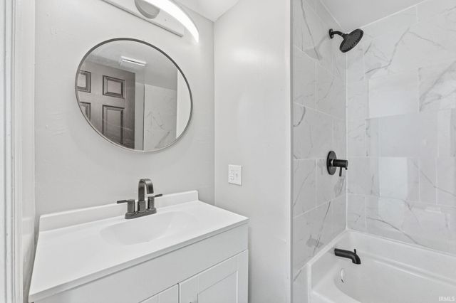 3210 Central Drive, Fort Wayne, IN 46806