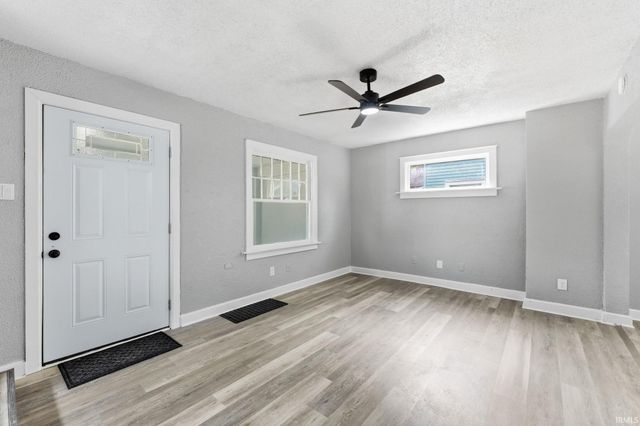 3210 Central Drive, Fort Wayne, IN 46806